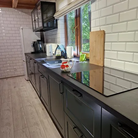 Dom W Zaciszu Drzew * Szkotowo